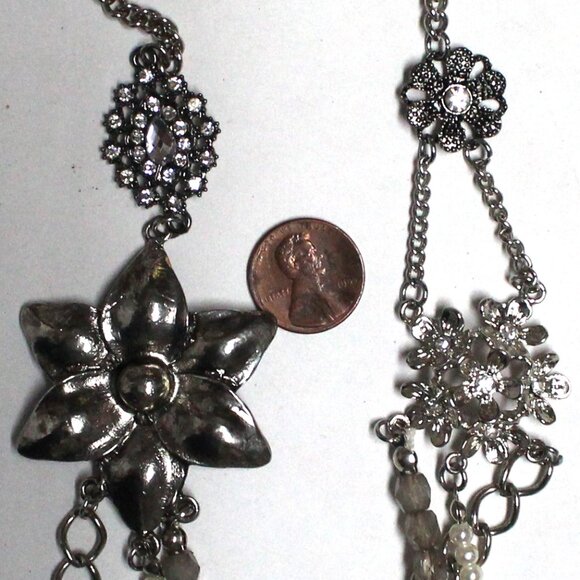 Silvertone 21 Inch Imitation Pearl Rhinestone Smoky Bead Multi Strand Necklace - Picture 6 of 12